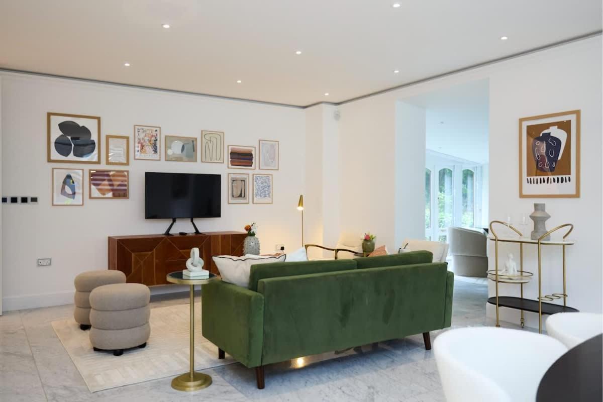 Apartment The Primrose Hill Place - Charming 4bdr Flat With Communal Garden London